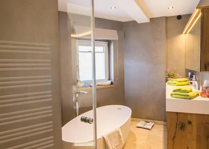 Apartament Trendguide By Alpine Host Helpers