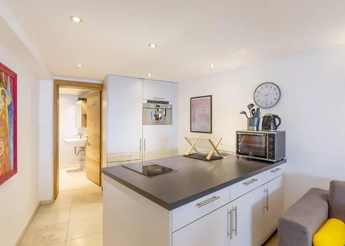 Apartament Trendguide By Alpine Host Helpers