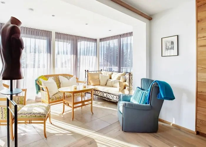 Trendguide By Alpine Host Helpers *