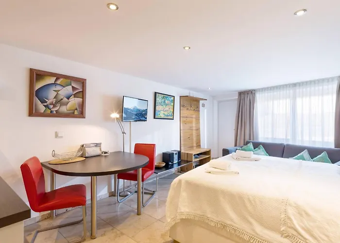 Apartament Trendguide By Alpine Host Helpers