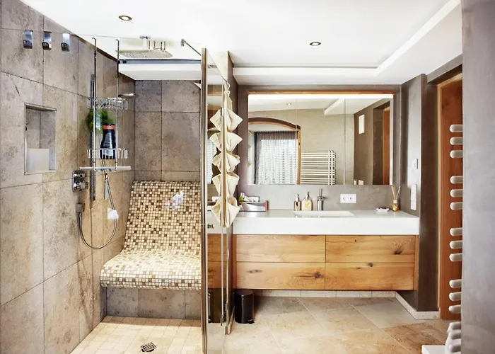 Trendguide By Alpine Host Helpers *