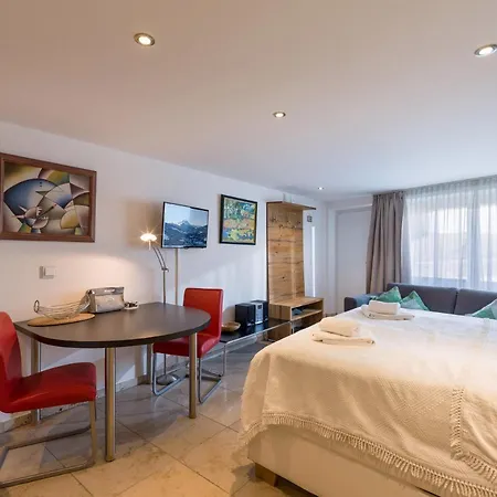 Trendguide By Alpine Host Helpers Apartment *