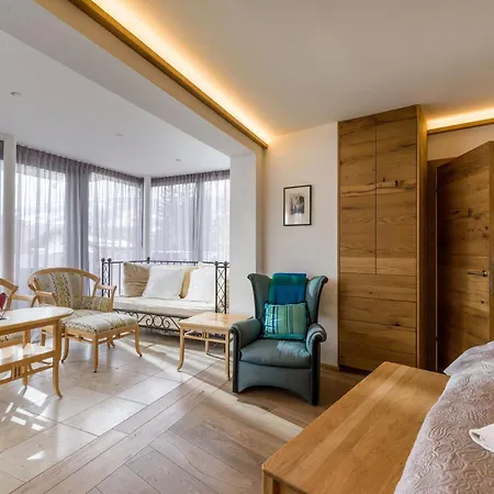Trendguide By Alpine Host Helpers Apartment