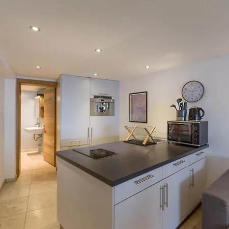 Trendguide By Alpine Host Helpers Apartment