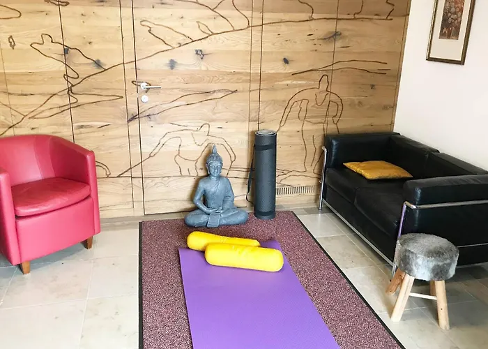 Trendguide By Alpine Host Helpers